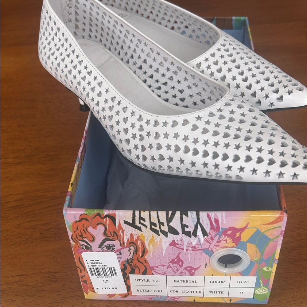 Jeffrey Campbell White Leather Women's Shoes new in box
